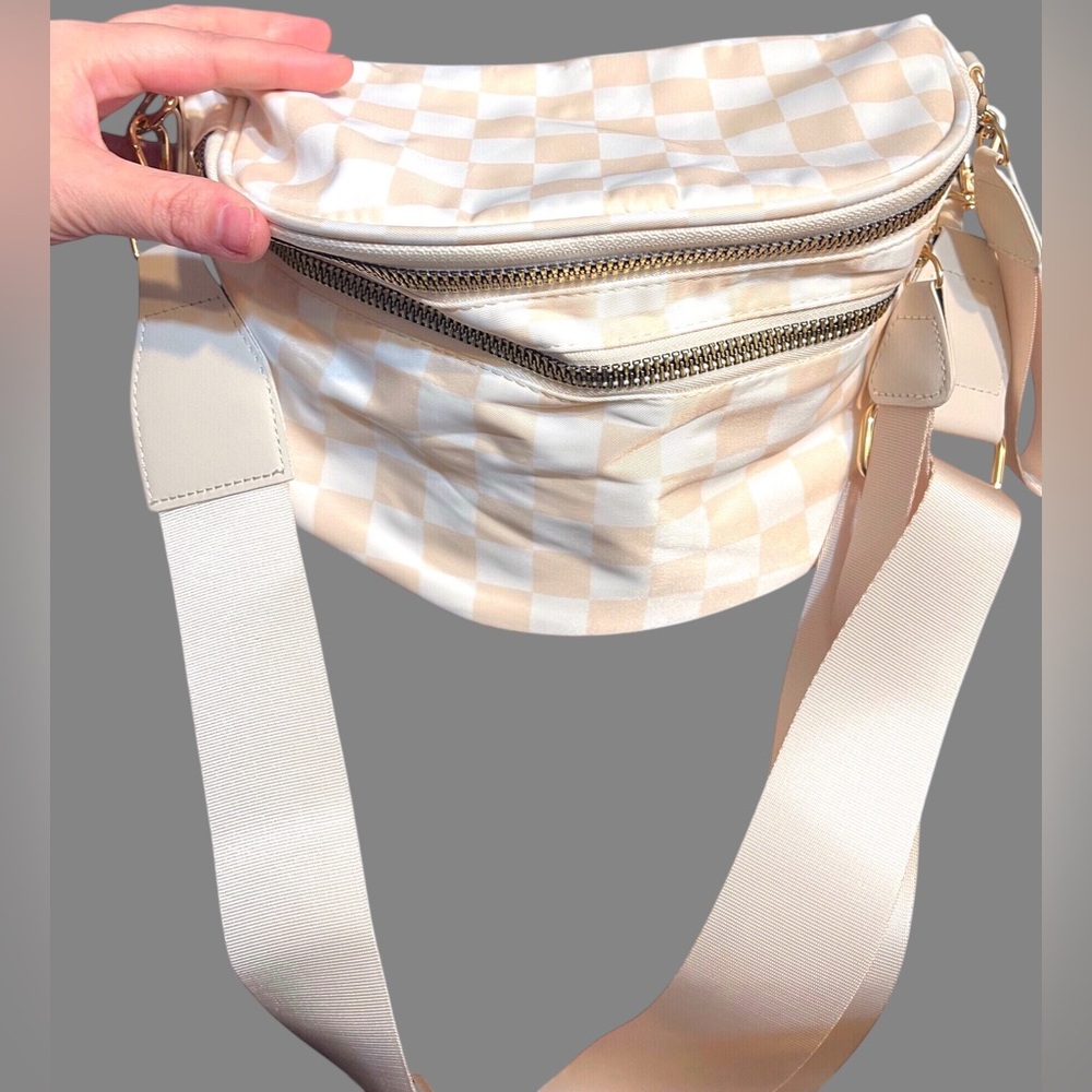 Cream Checkered Belt Bag Crossbody Fanny Pack Gold Zipper Adjustable Strap